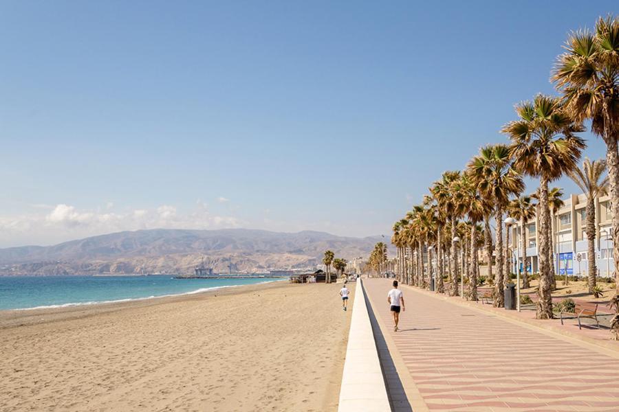 Nueva Almeria Beach & Chill מראה חיצוני תמונה